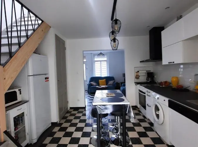 La Tanatte De Sur La Cote D Opale